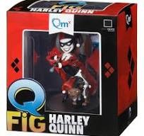 Harley Quinn Hyena & Sign DC Comics - Q Fig - Lootcrate